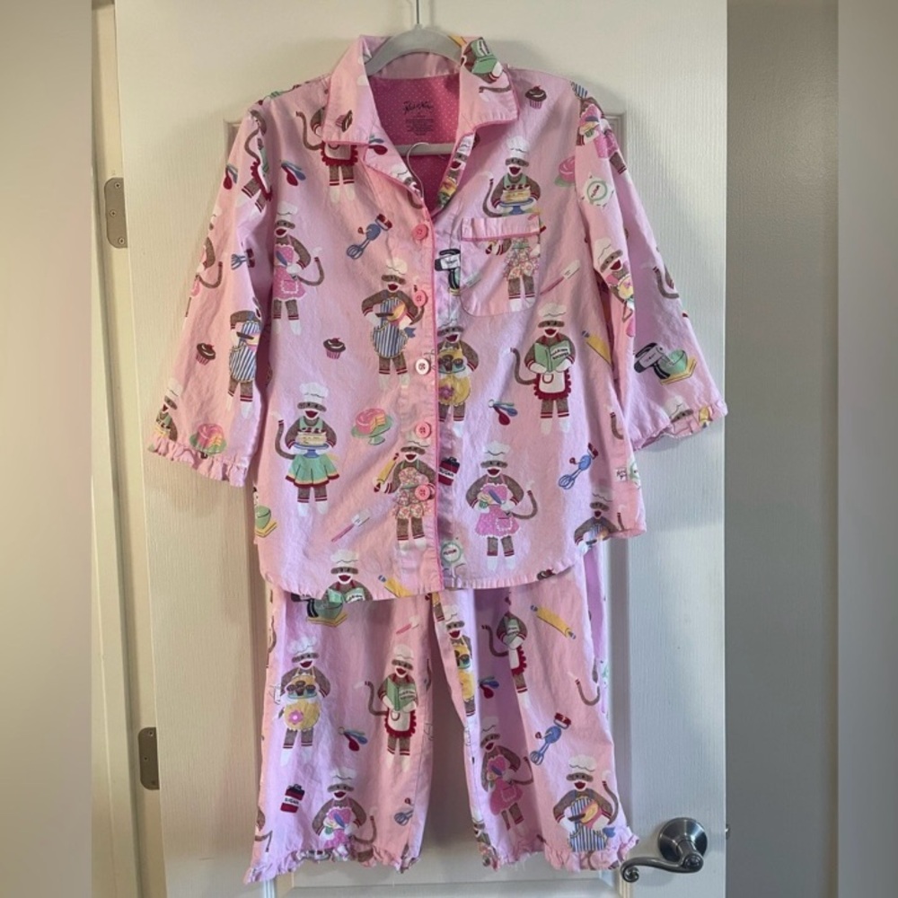 NICK&NORA MONKEY BAKING CAPRI SET, SZ M, NO FLAWS, LIKE NEW